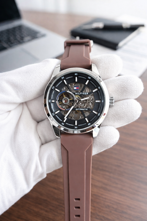 Tommy_Hilfiger Automatic Skeleton